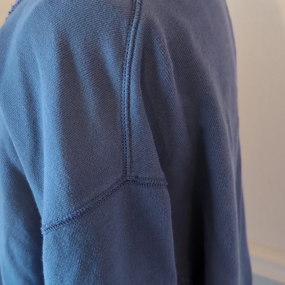 Aerie Everyday V Neck Dusty Blue color - XS- M - Picture 4 of 5